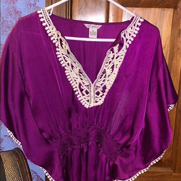 juniors shirt size medium  - Picture 1 of 8